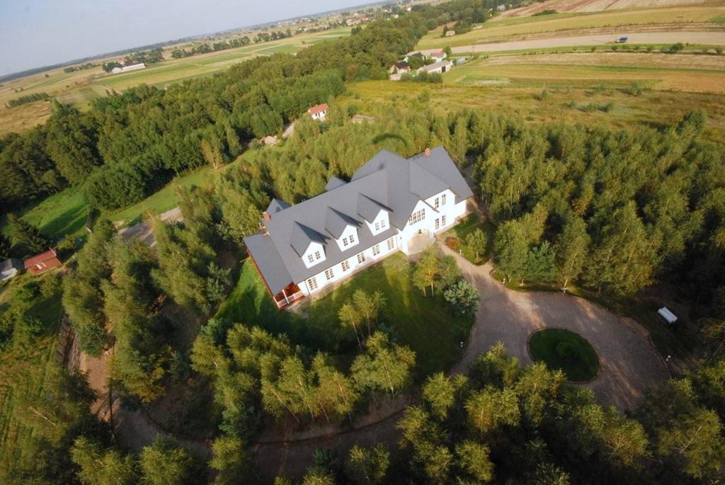 Dwor Zlotopolska Dolina Mansion House 3* Trębki